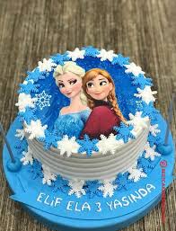 Anna and Elsa Silhouette Cake